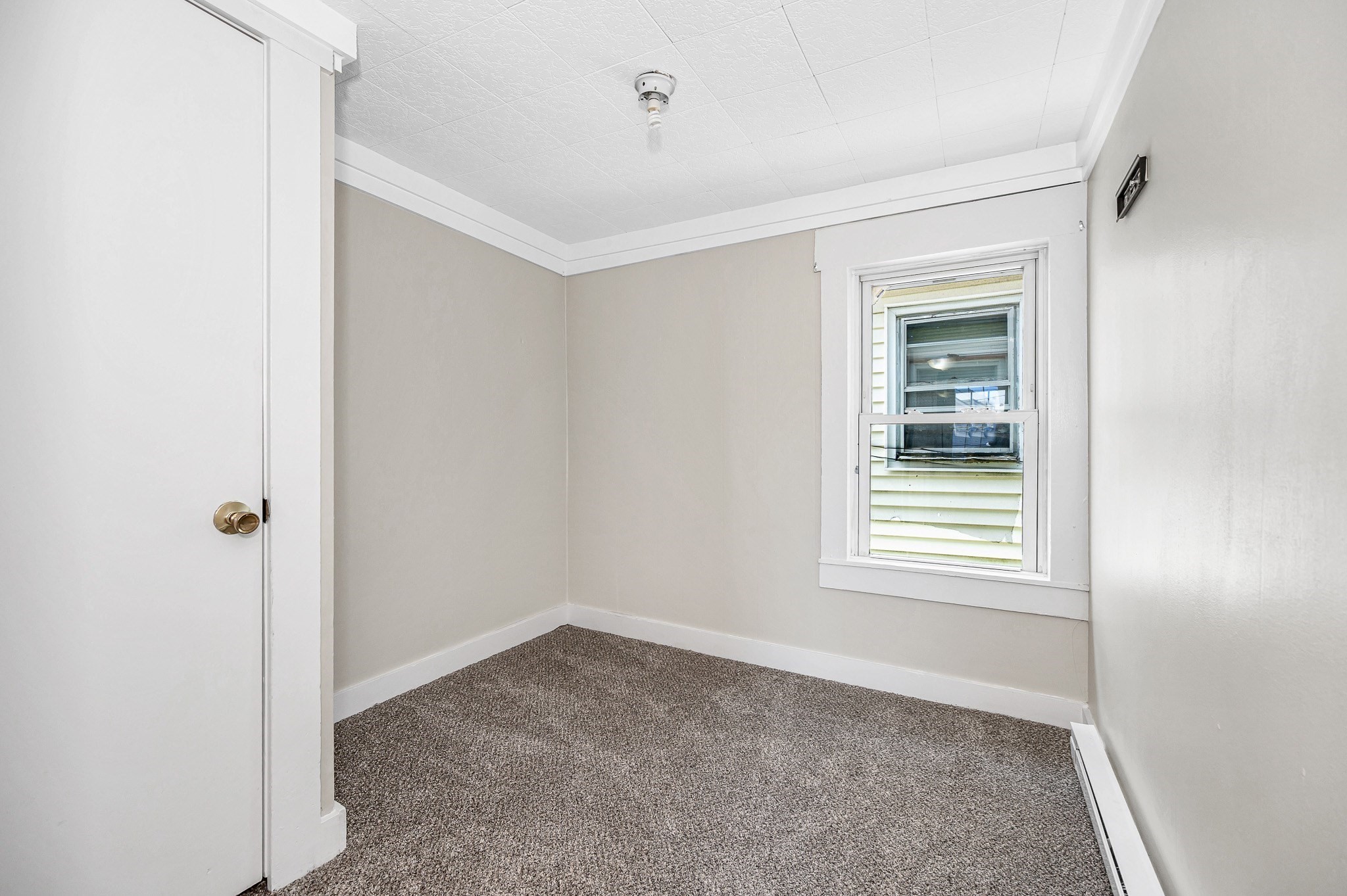 8 Cedar Ct, Lowell, MA 01852 - Image 10