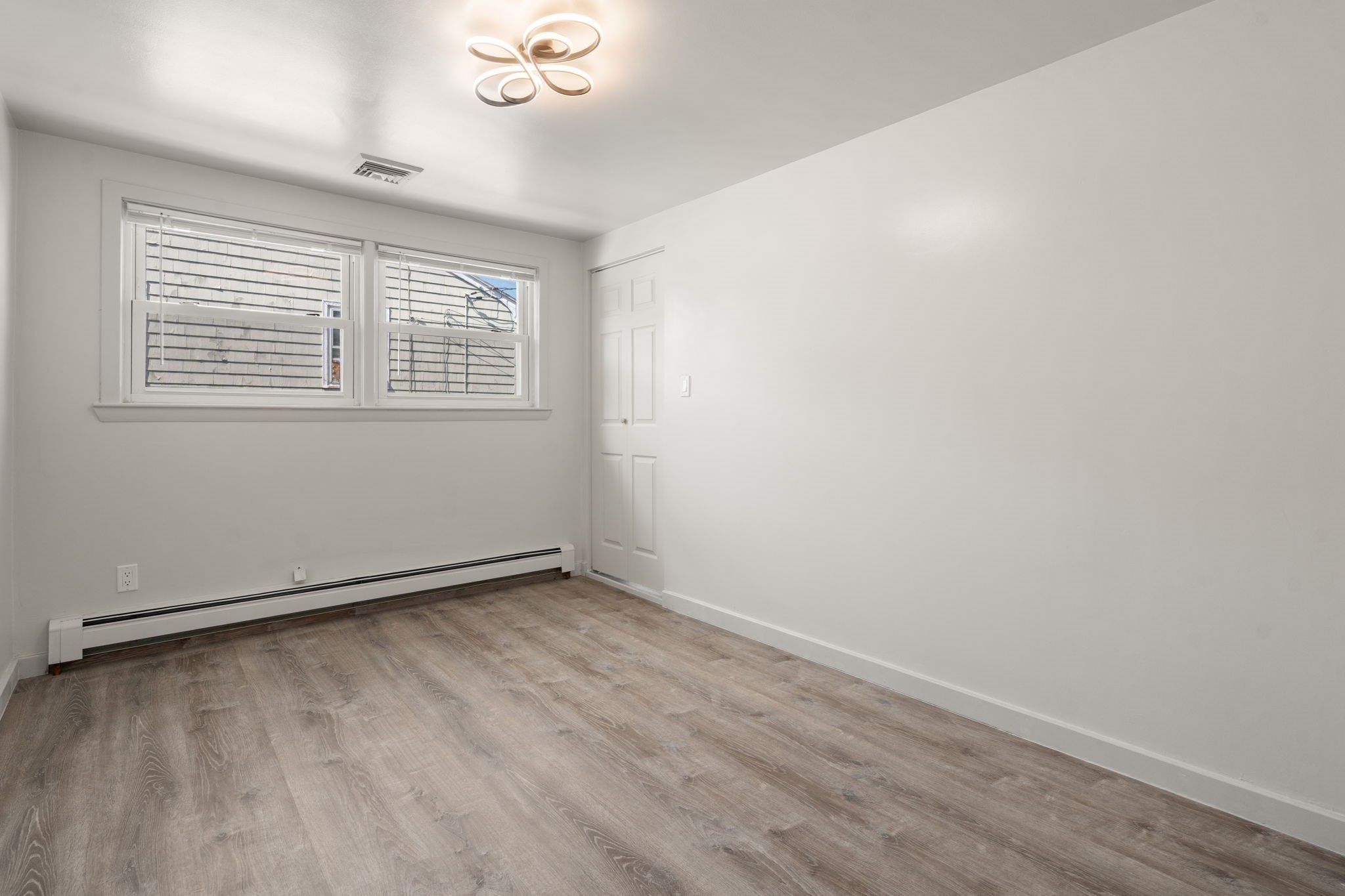 malden - #73417192