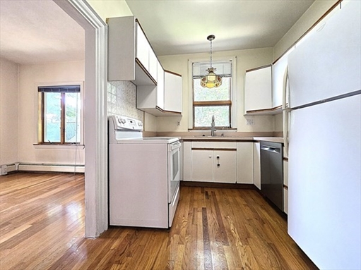 20 Willow Street, Apt 2