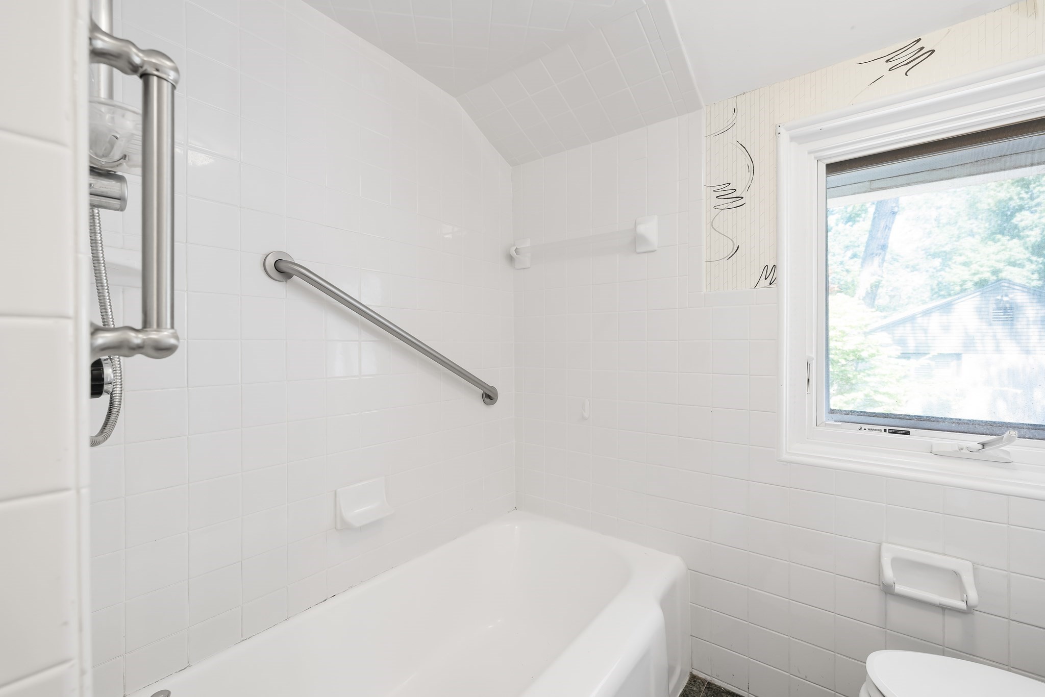 wellesley - #73417325