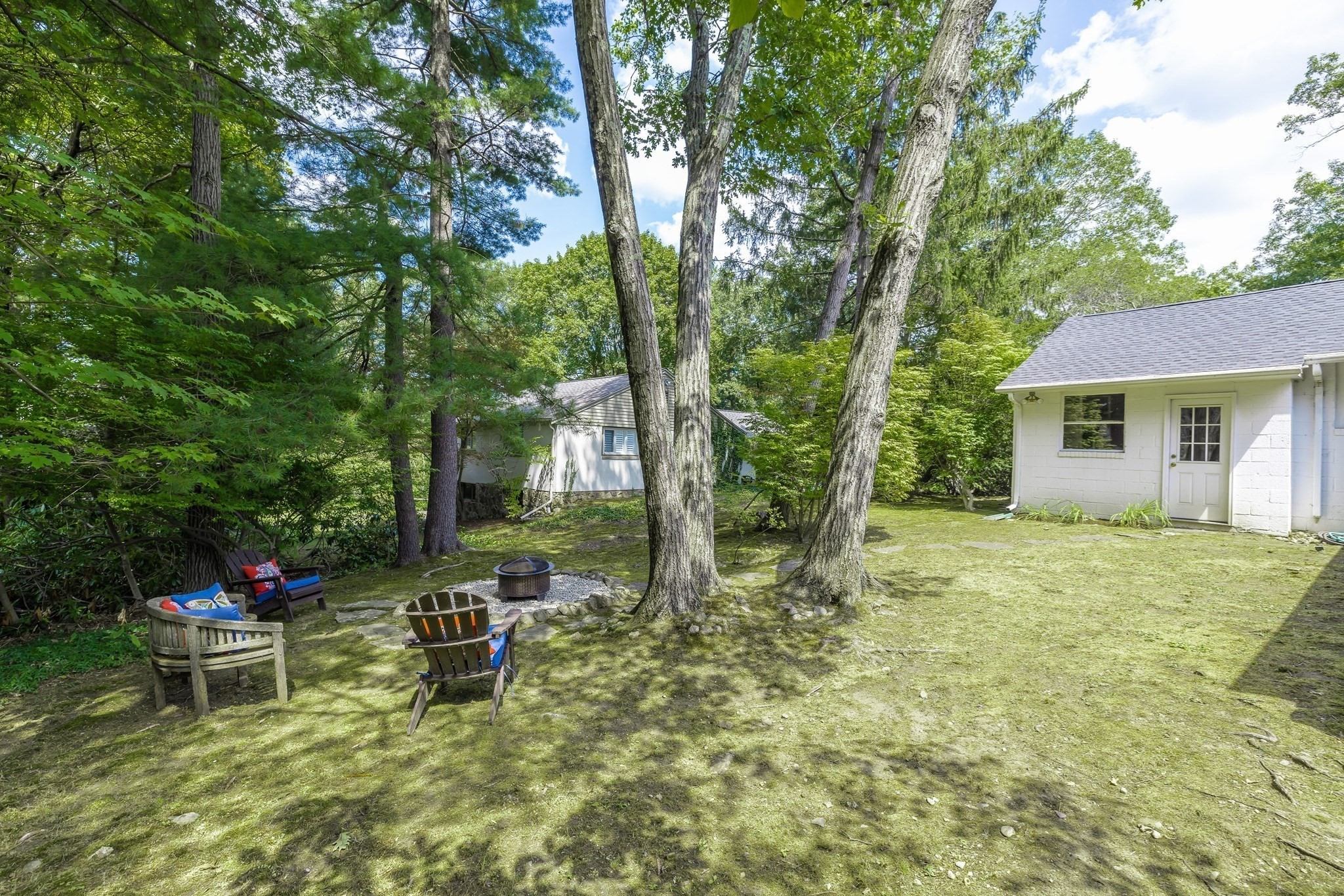wellesley - #73417325