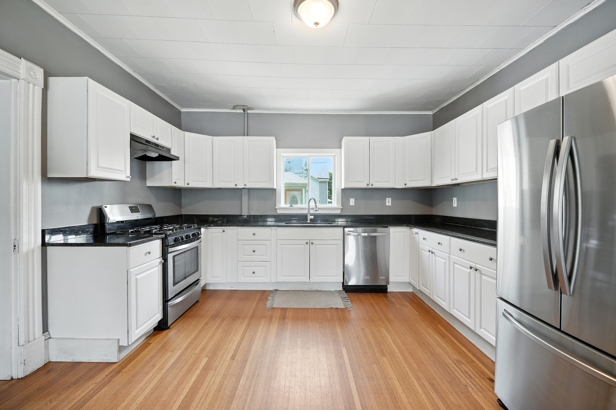 1114 Hampden St, Holyoke, MA 01040 - Image 6