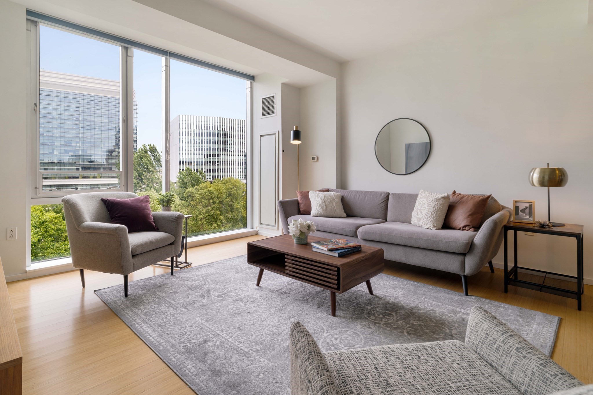 2 Earhart St Unit 615, Cambridge, MA 02141