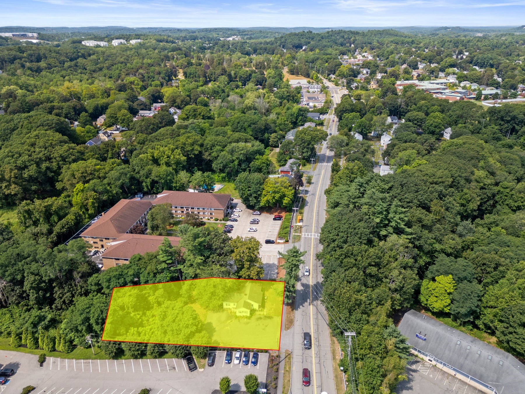 47 Macy St, Amesbury, MA 01913 - Image 4