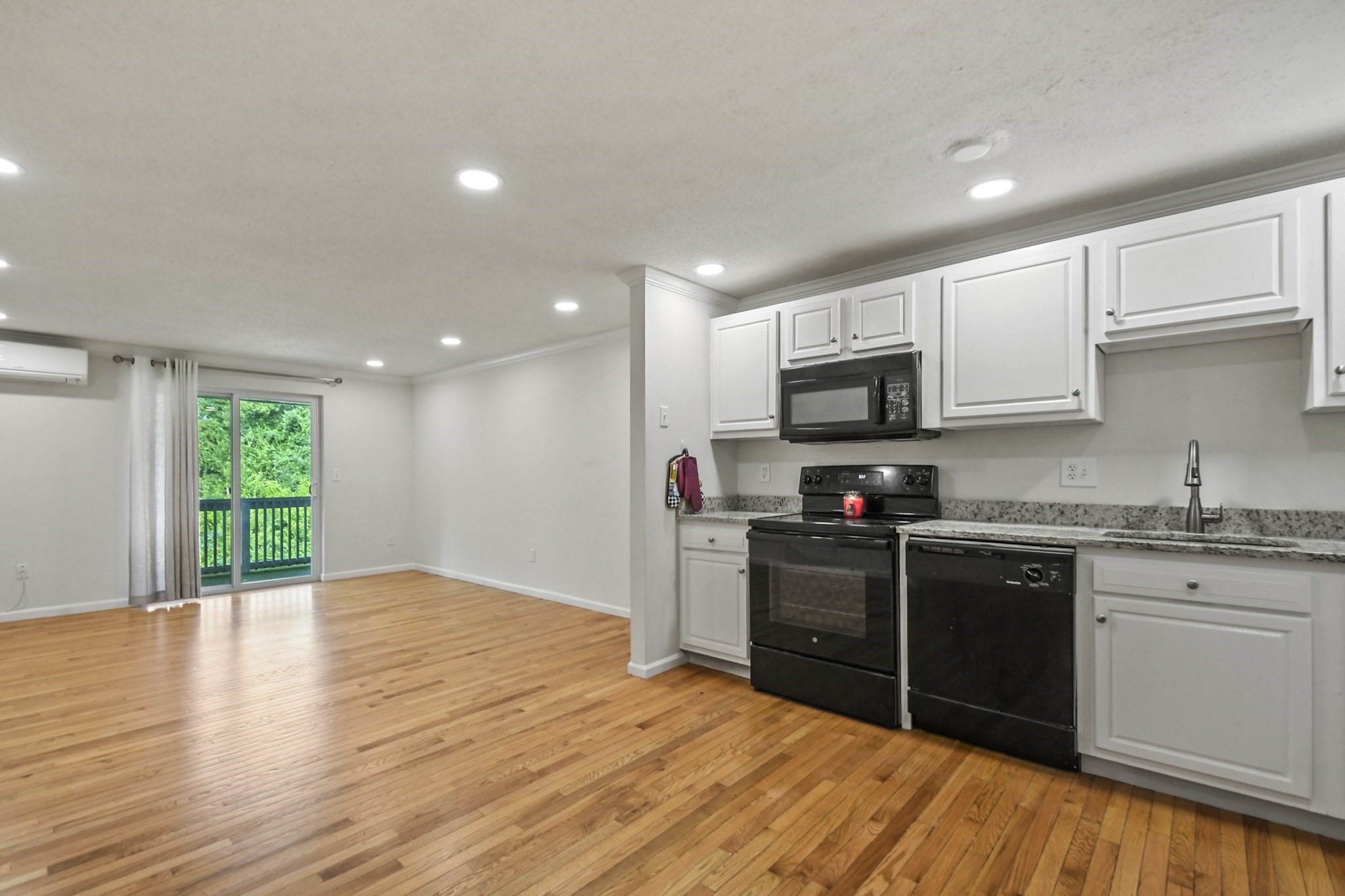 leominster - #73417517