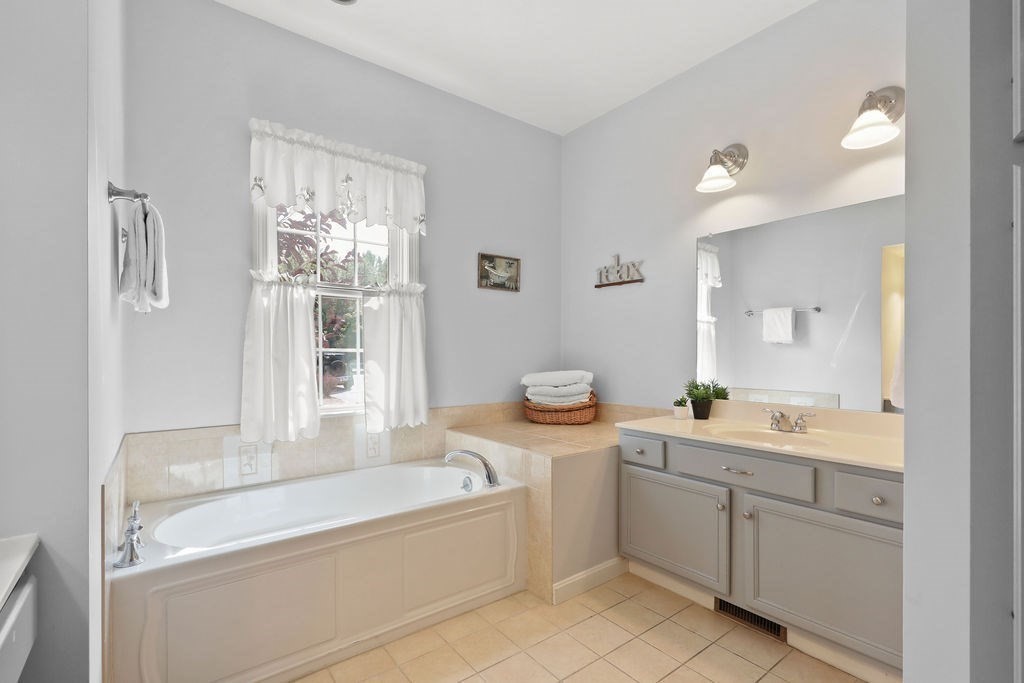 raynham - #73417557