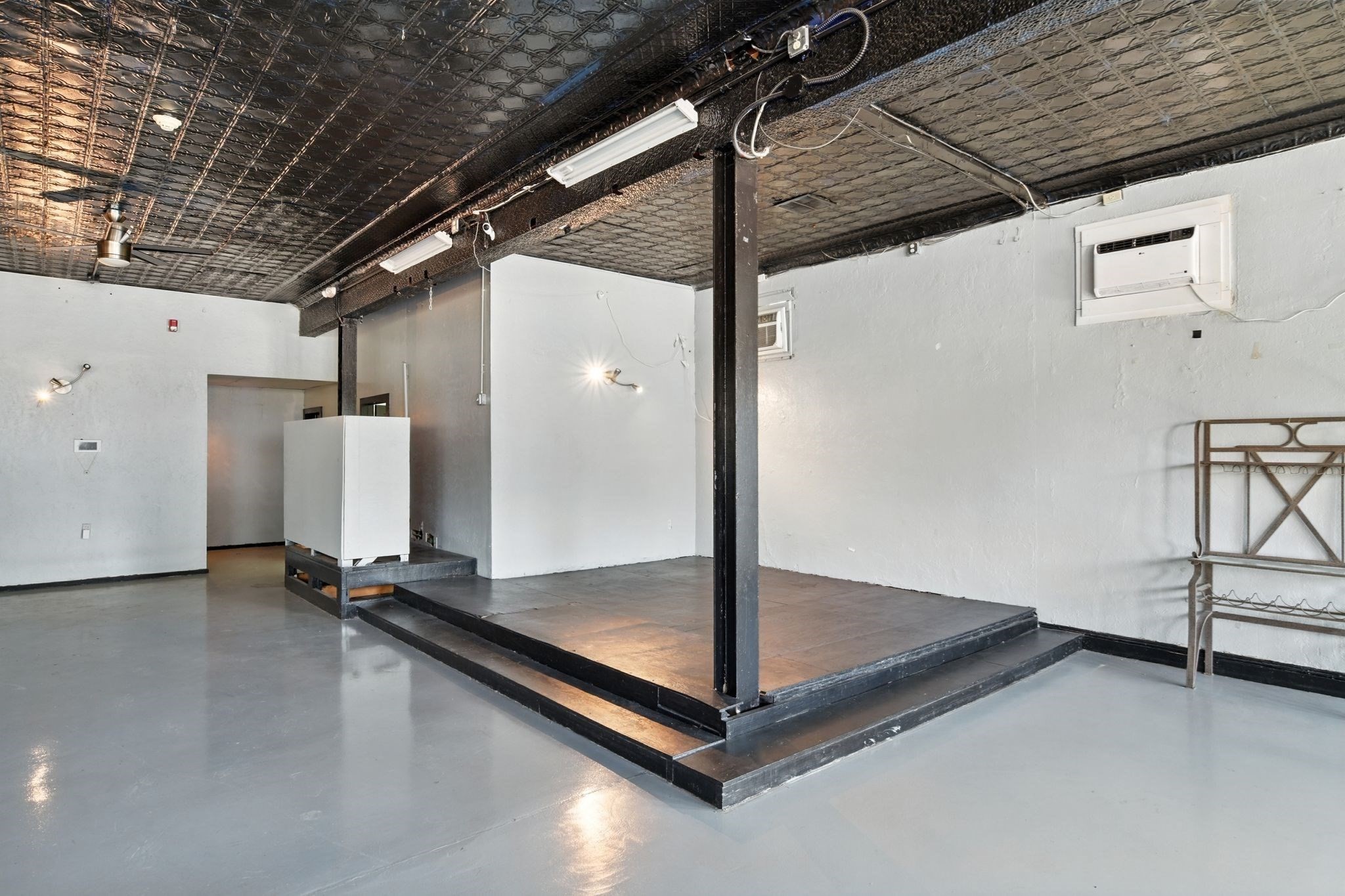 285 Elm St, Westfield, MA 01085 - Image 11