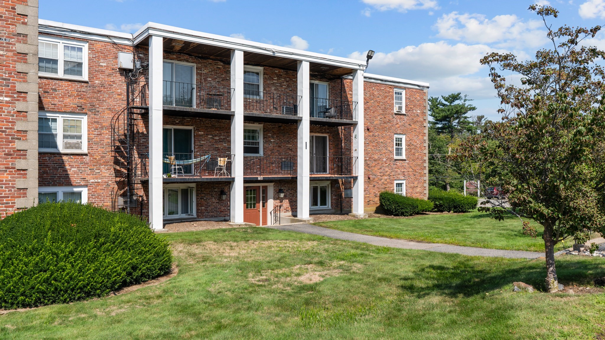 quincy - #73417668