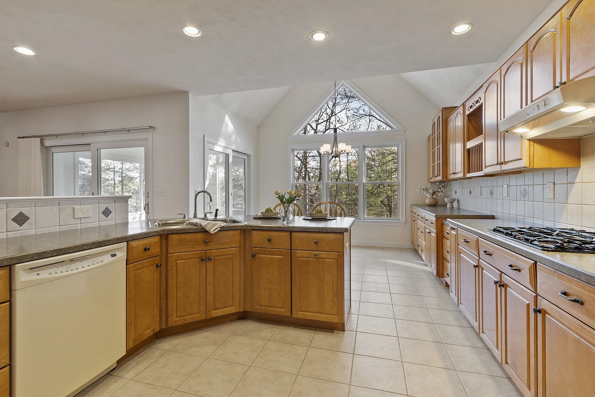 20 Highland Road Unit 20, Westford, MA 01886 - Image 11