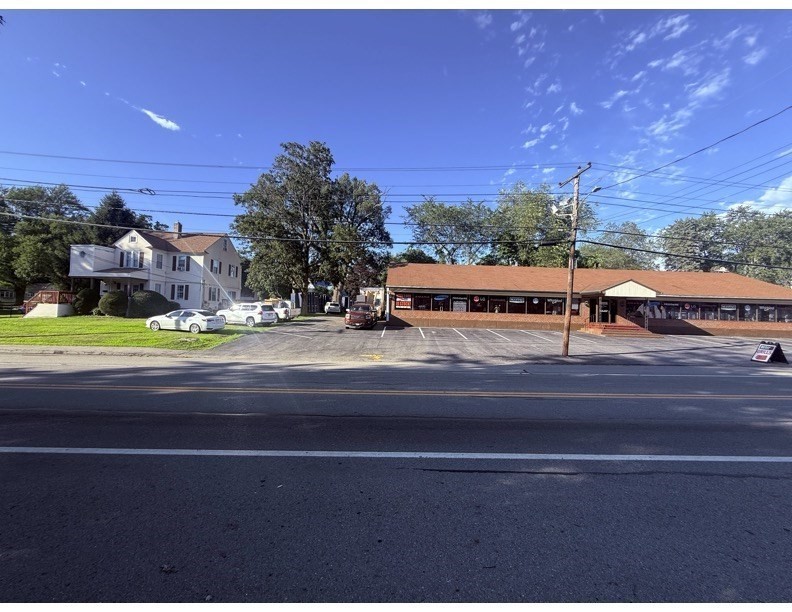 1485 Grafton Rd, Millbury, MA 01527 - Image 2