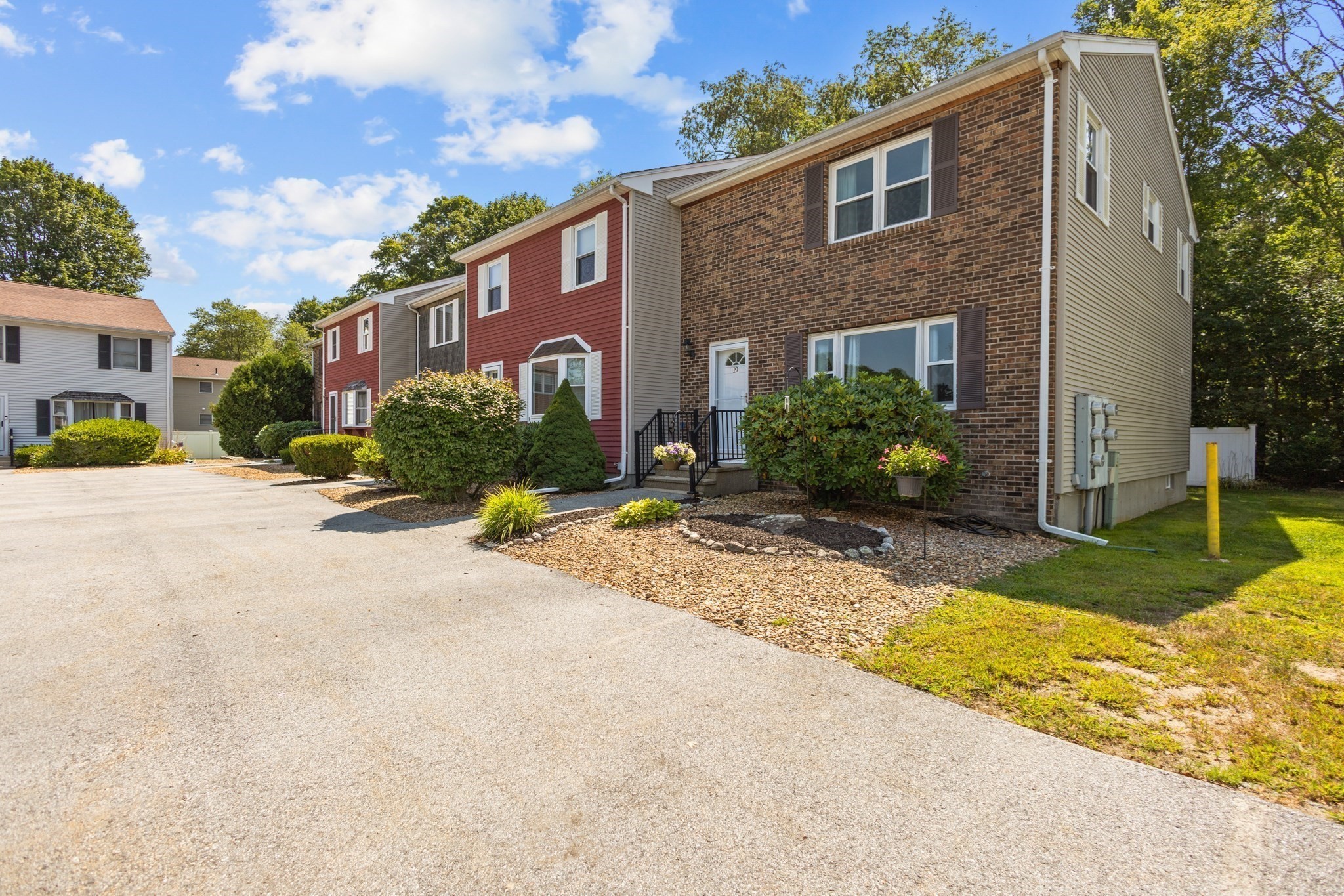 19 Highcrest Park Unit 19, Webster, MA 01570