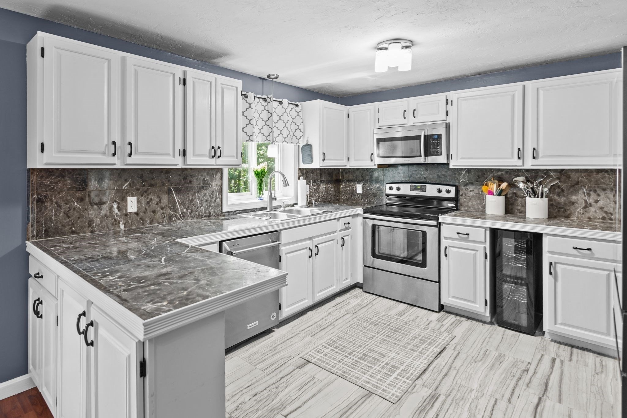 19 Highcrest Park Unit 19, Webster, MA 01570 - Image 3