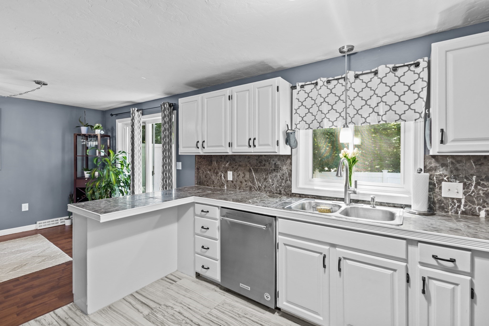 19 Highcrest Park Unit 19, Webster, MA 01570 - Image 4