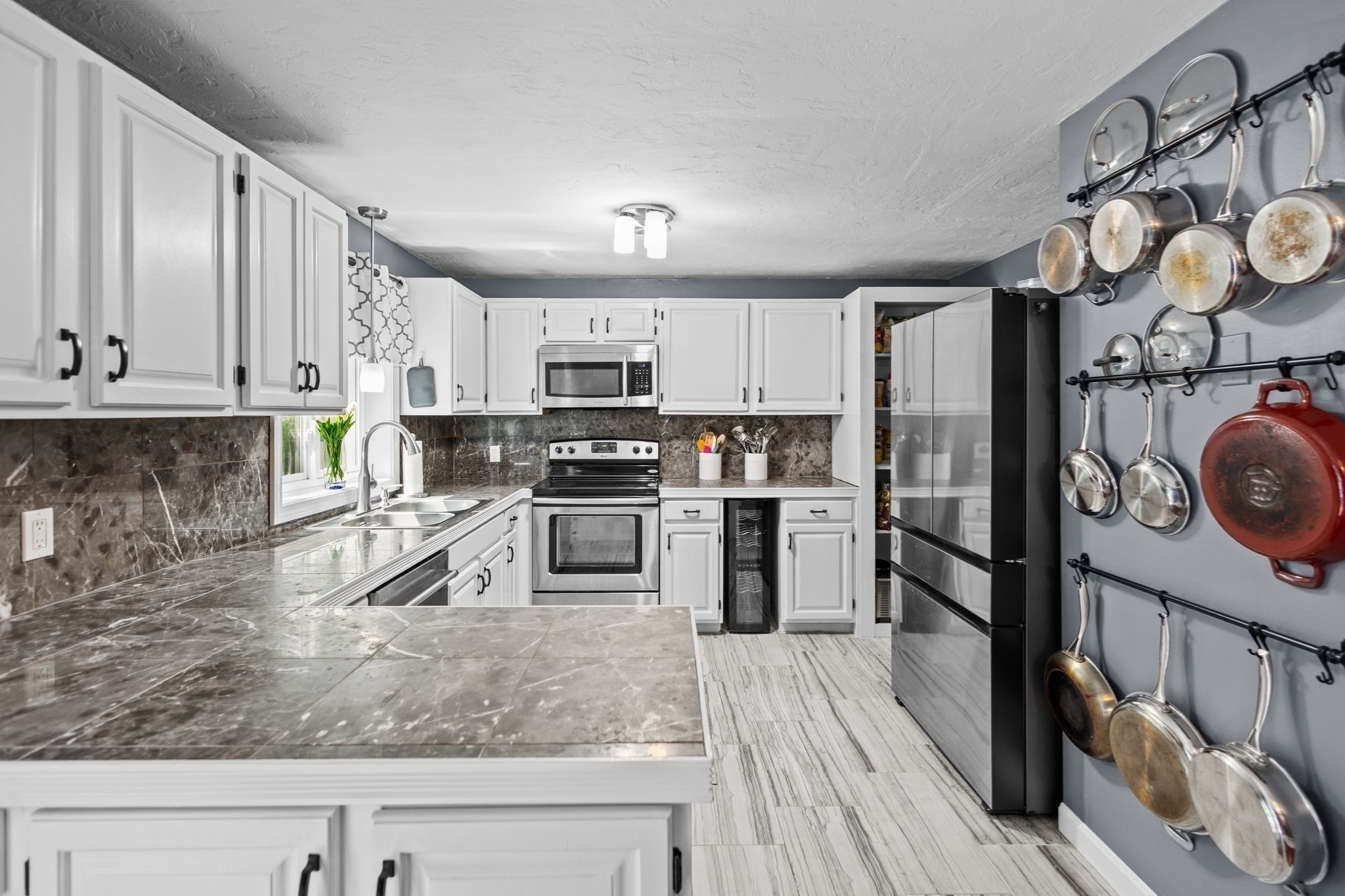 19 Highcrest Park Unit 19, Webster, MA 01570 - Image 5