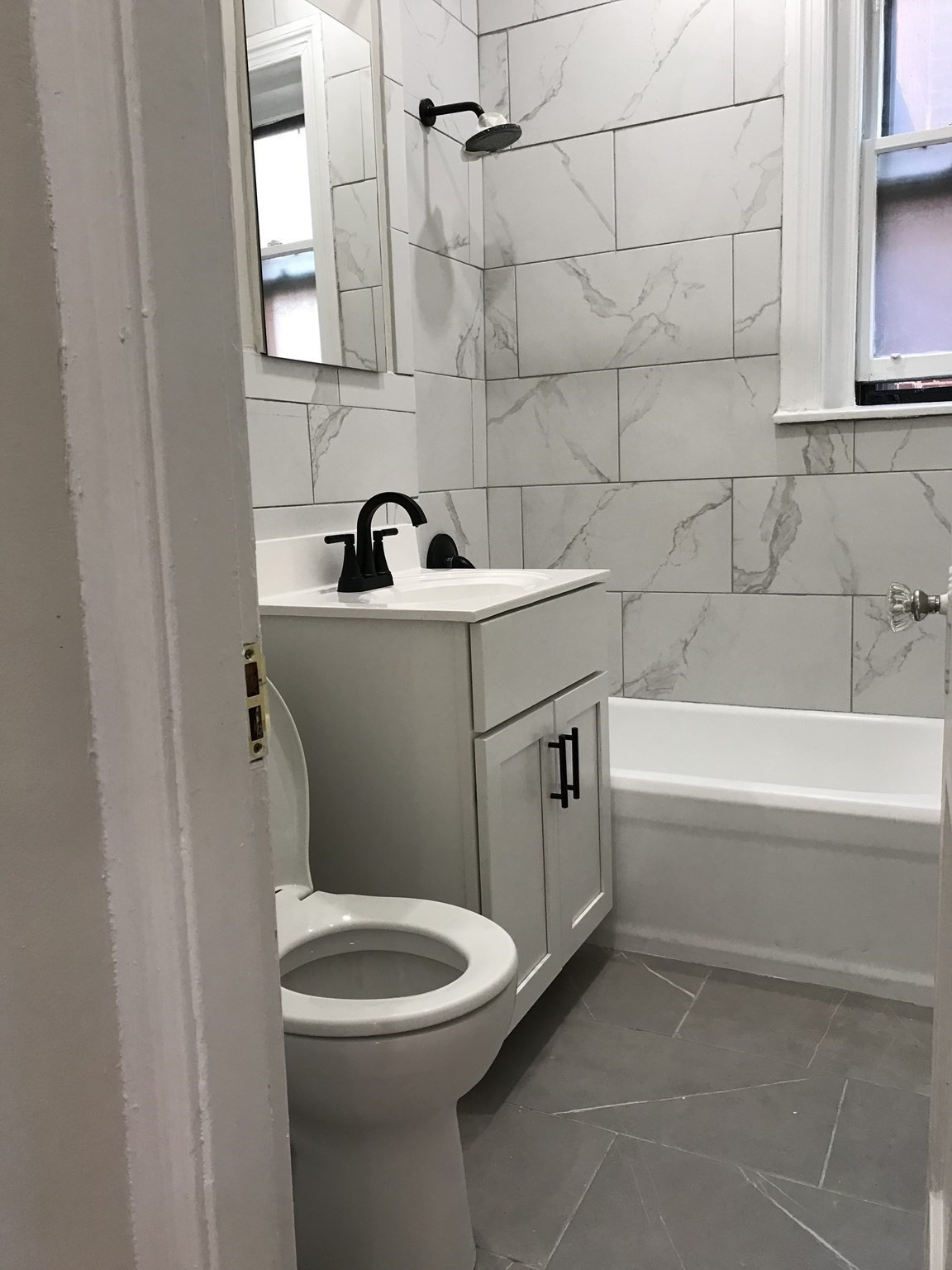 back-bay - #73417799