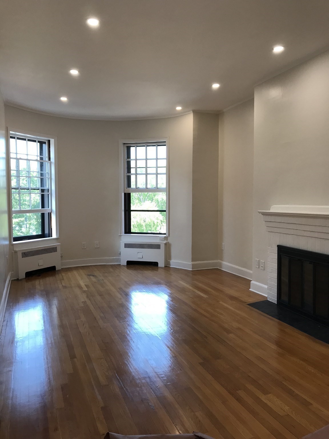back-bay - #73417799