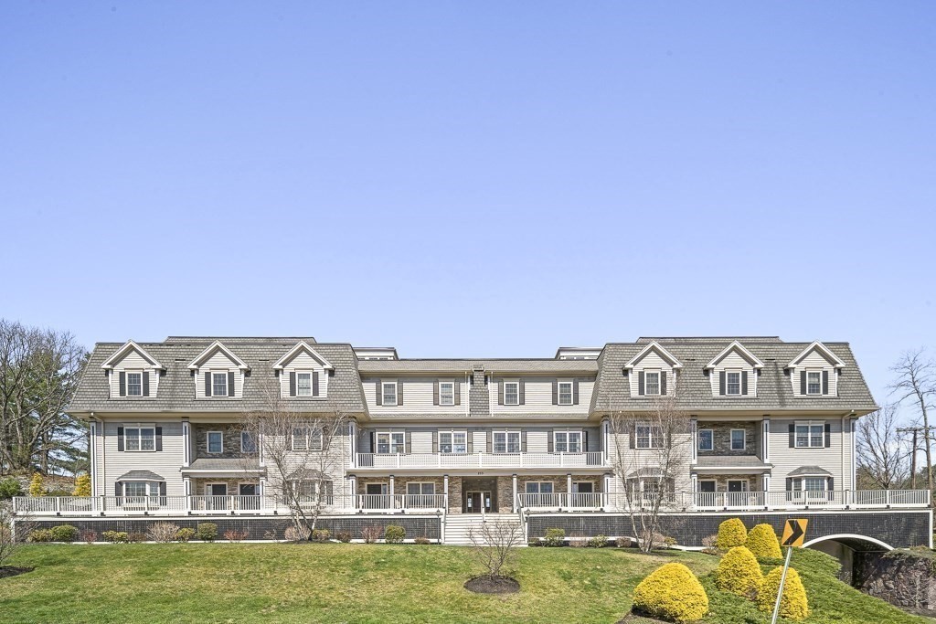 waltham - #73417823