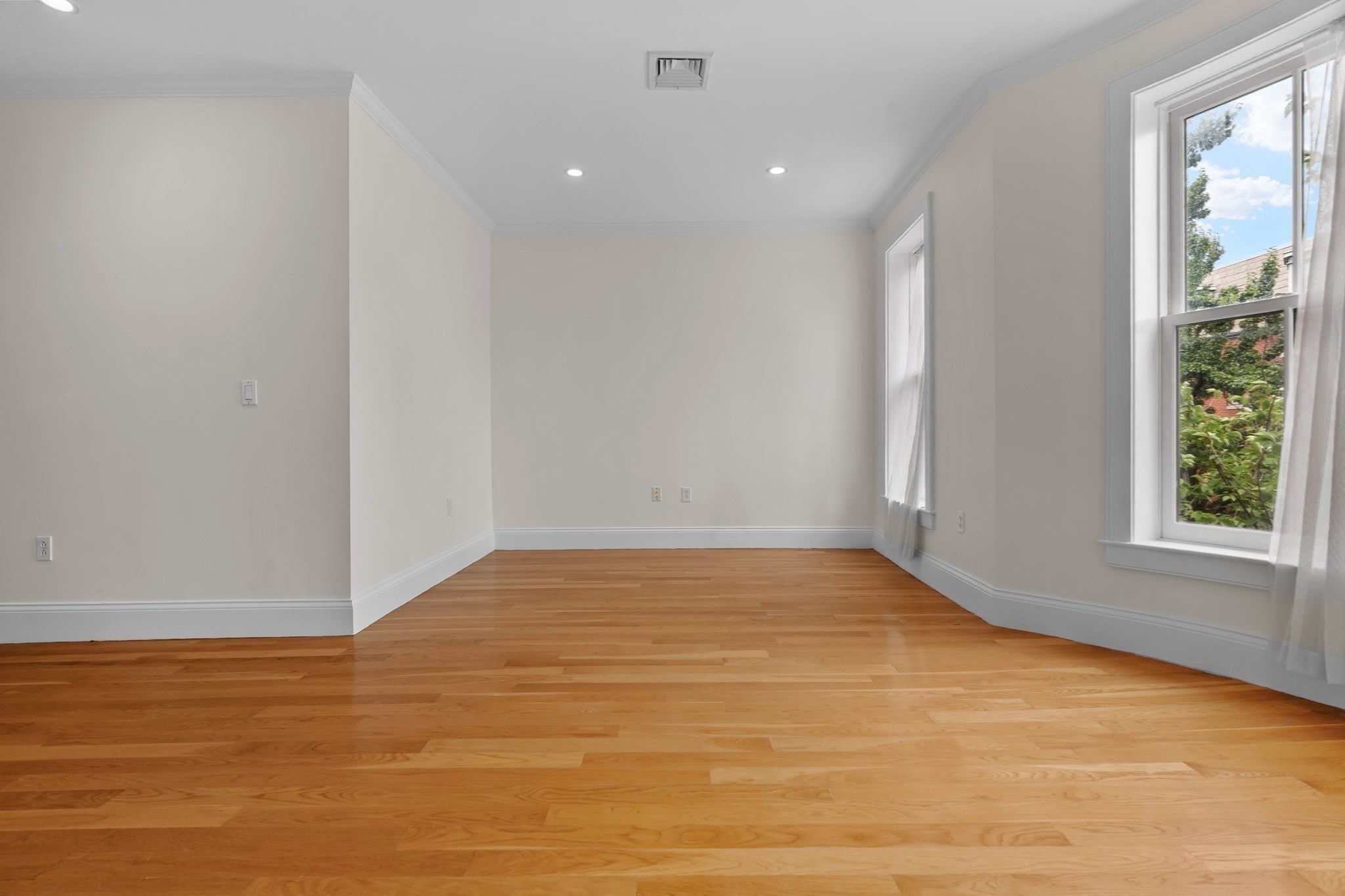 south-end - #73417832
