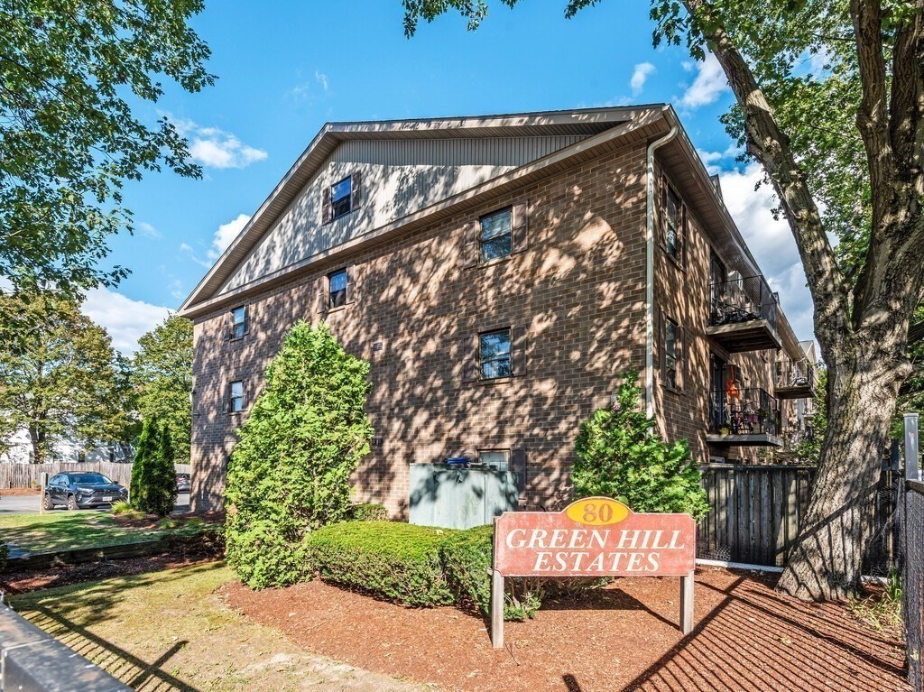 80 Stanton St Unit 34, Worcester, MA 01605