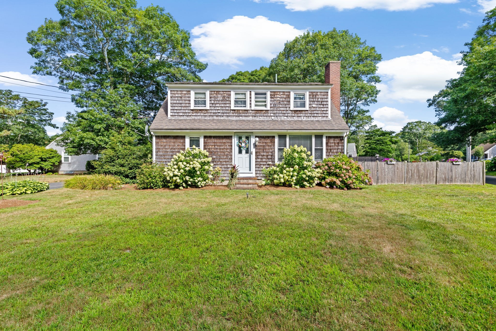 50 Redwood Ln, Barnstable, MA 02601