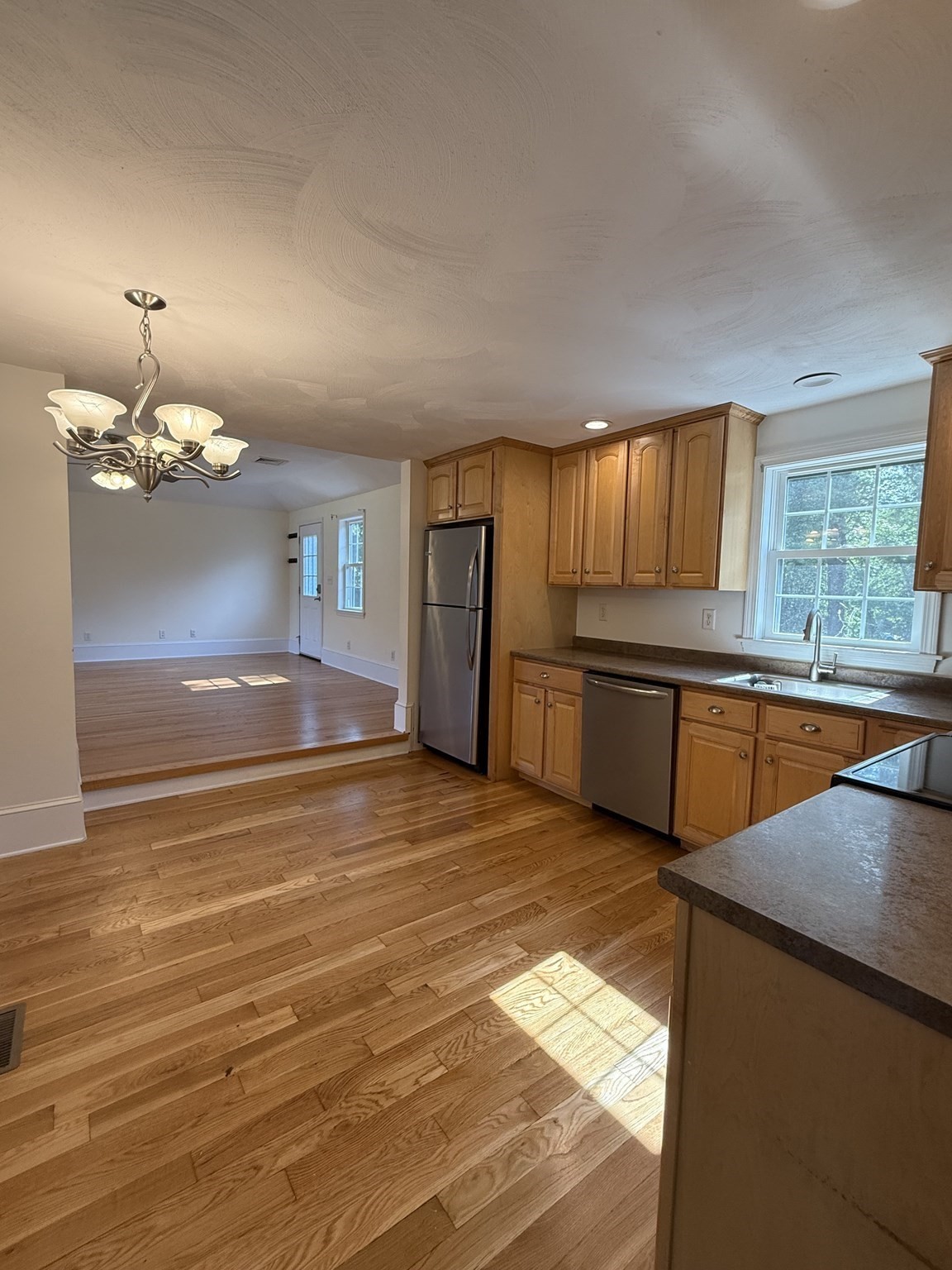 20 Alma Rd, Burlington, MA 01803 - Image 4
