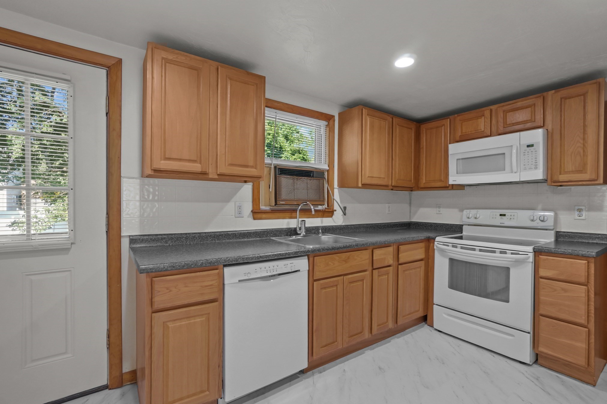 13 Stanley Ave, Taunton, MA 02780 - Image 27