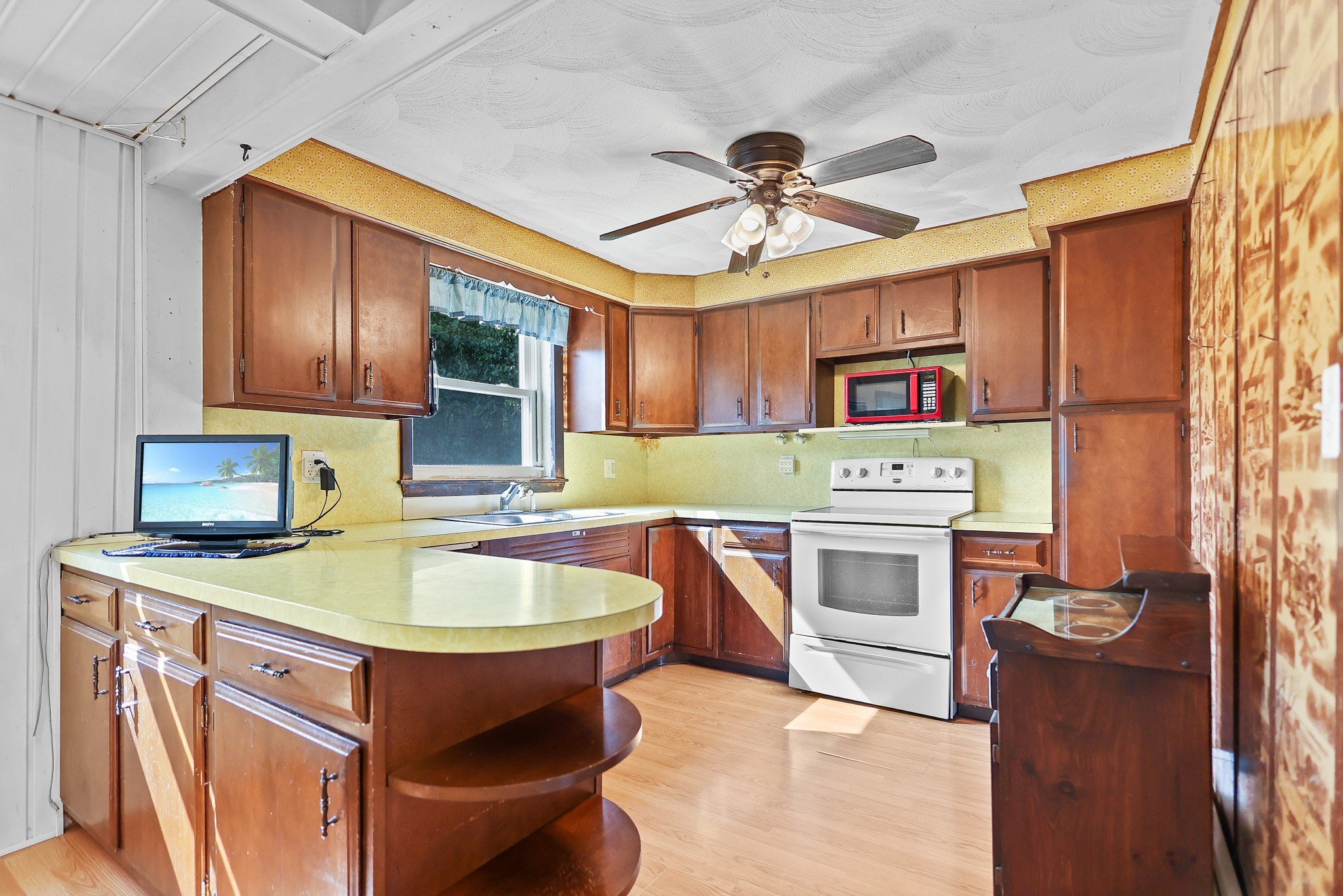 methuen - #73417960