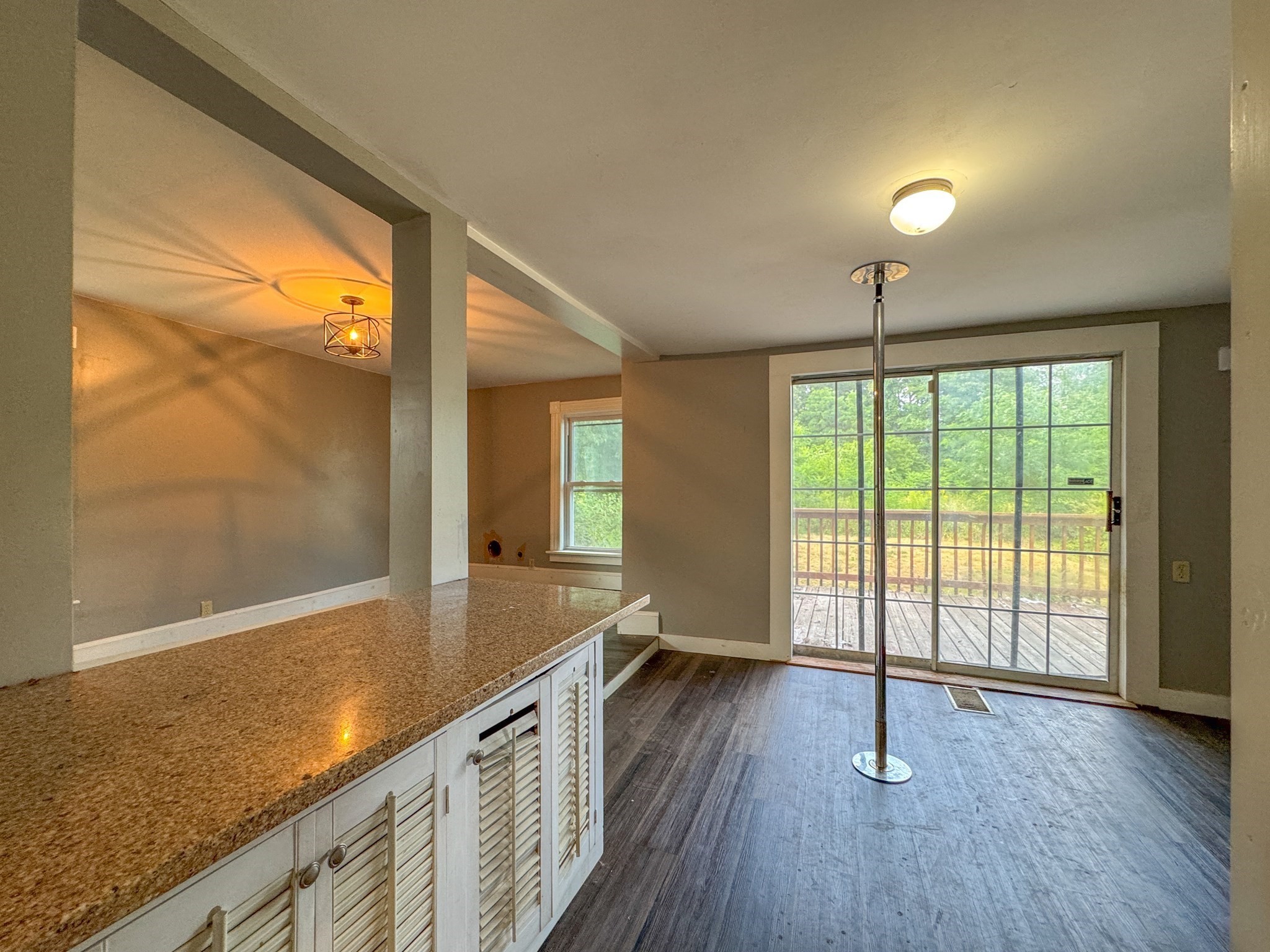 athol - #73417974