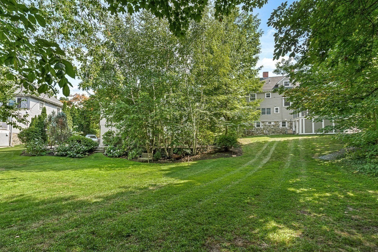 19 Glengarry Road, Winchester, MA 01890