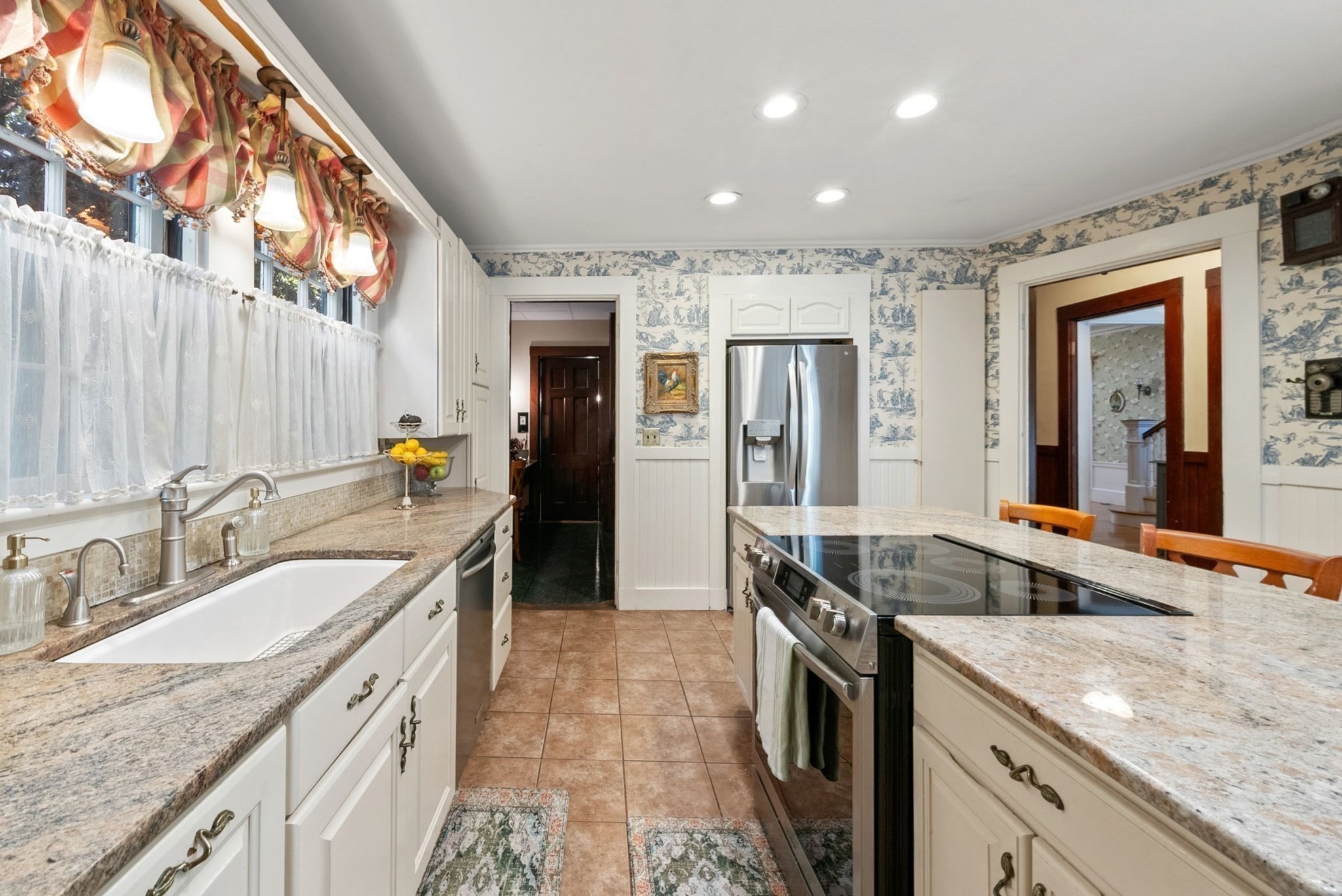 15 Summer, Weymouth, MA 02188 - Image 18