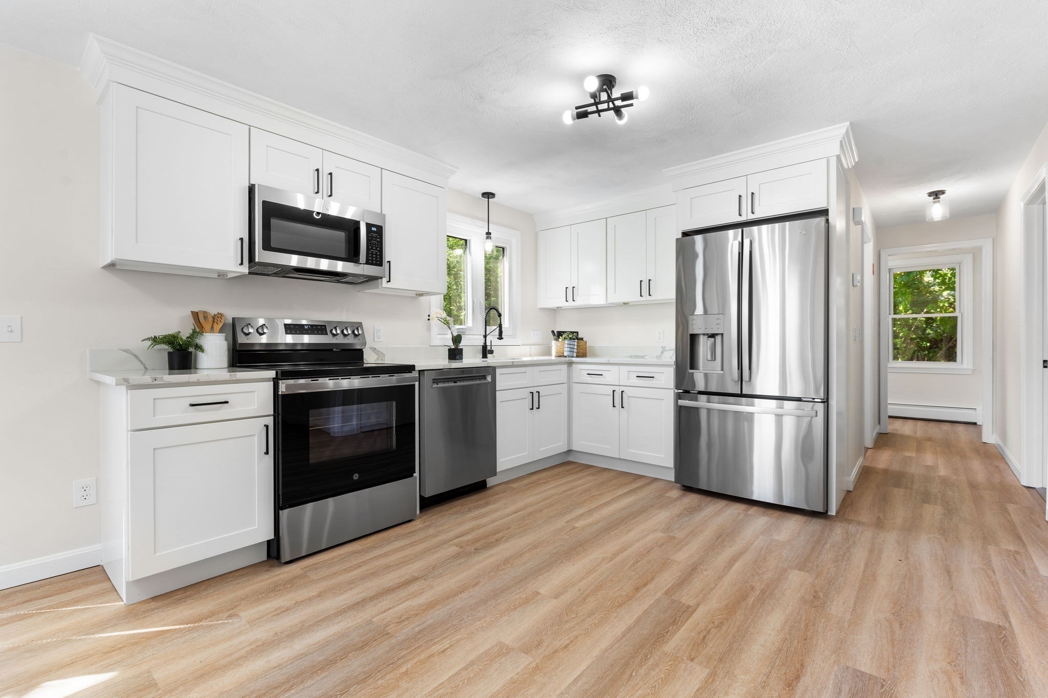 116 Crosby St Ext, Haverhill, MA 01830