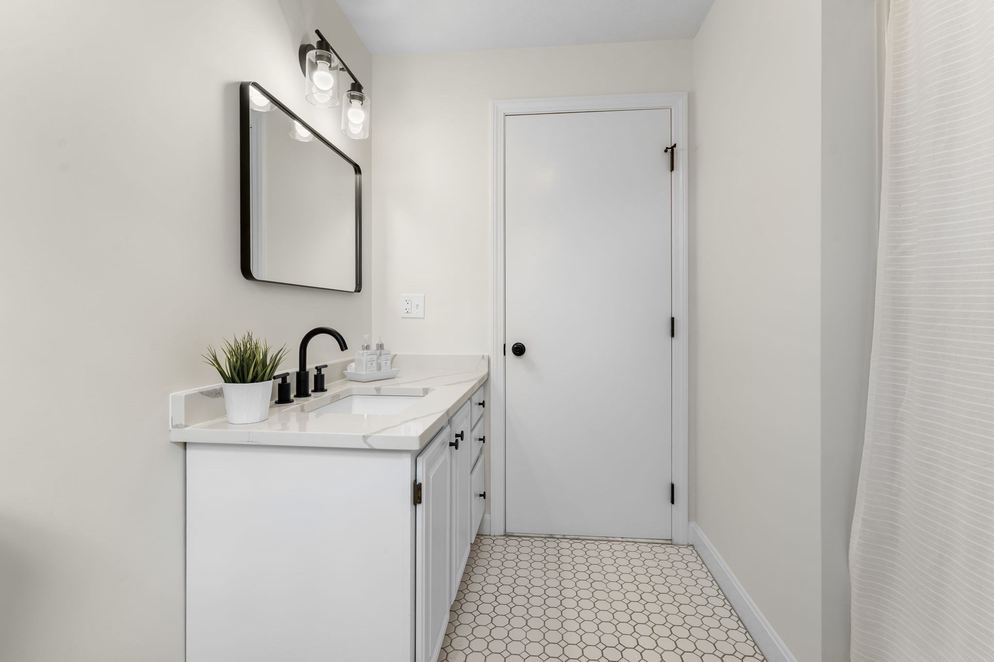 116 Crosby St Ext, Haverhill, MA 01830 - Image 27