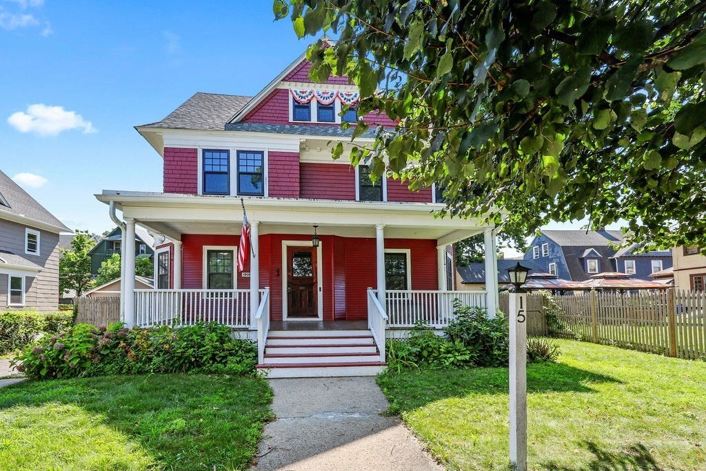 15 Mountainview St, Springfield, MA 01108