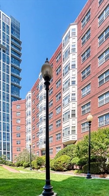 150 Staniford St, Apt 1009