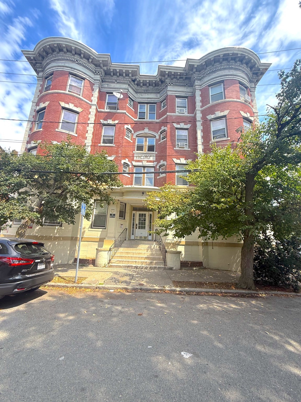 20 Huss Ct Unit 105, Lynn, MA 01905