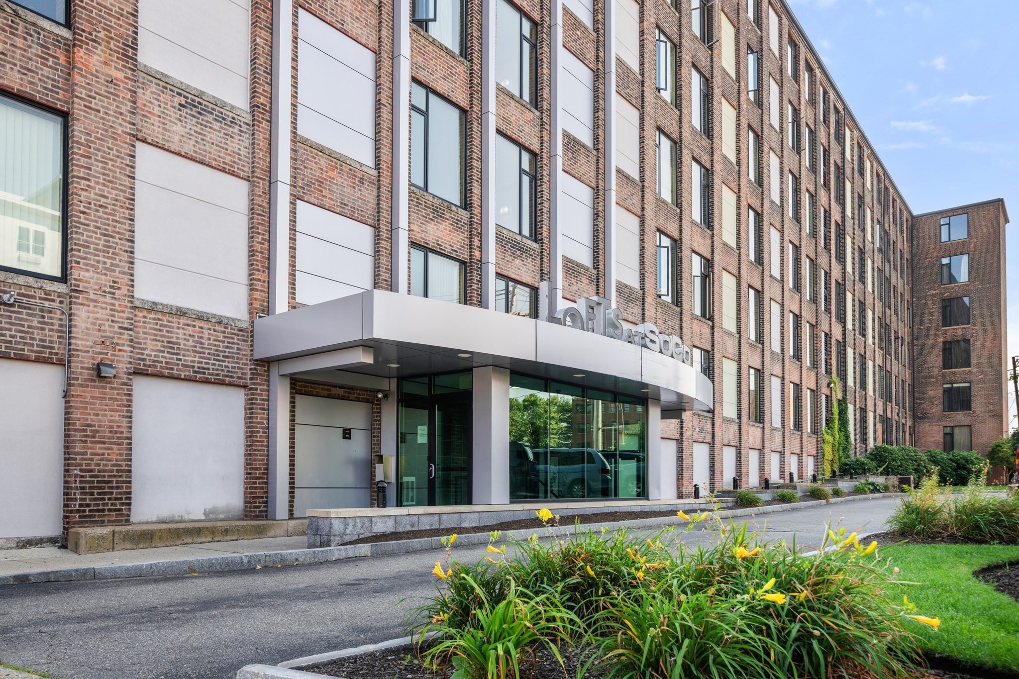 147 Centre Street Unit 603, Brockton, MA 02302 - Image 2