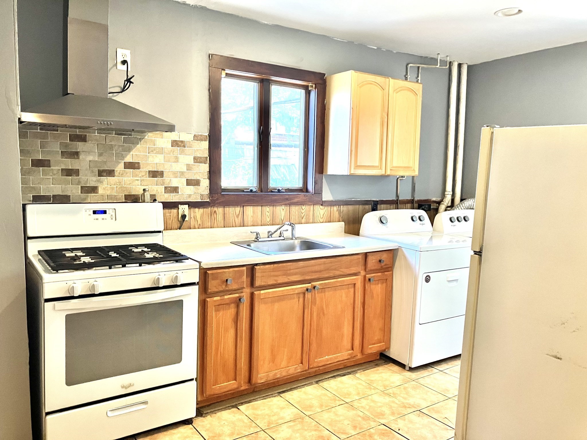 45 Tudor Unit 3-8, Lynn, MA 01902 - Image 13