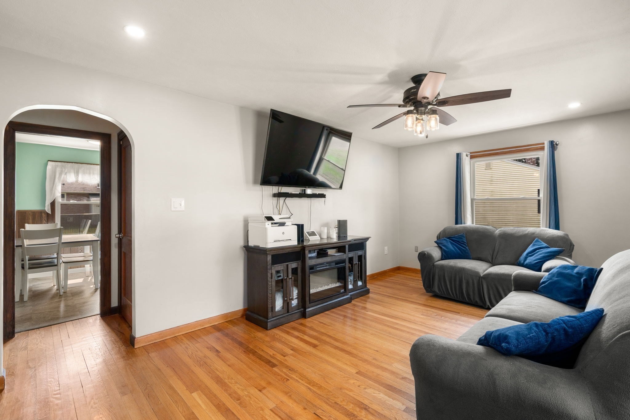 chicopee - #73418435
