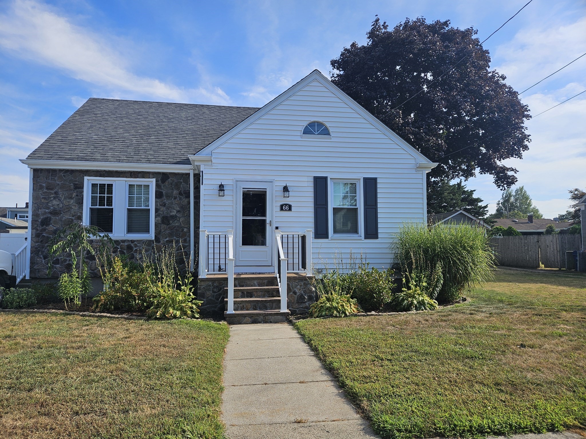 new-bedford - #73418462