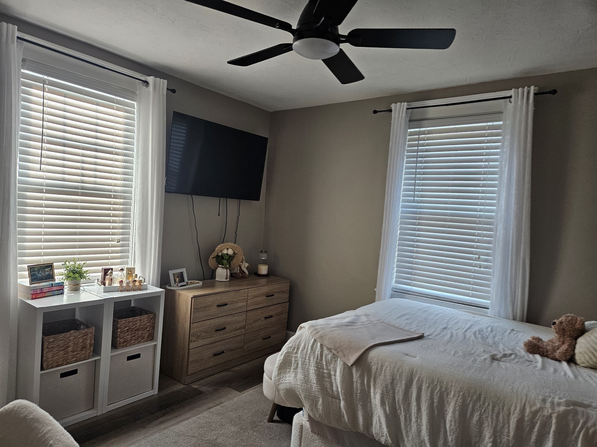 new-bedford - #73418462