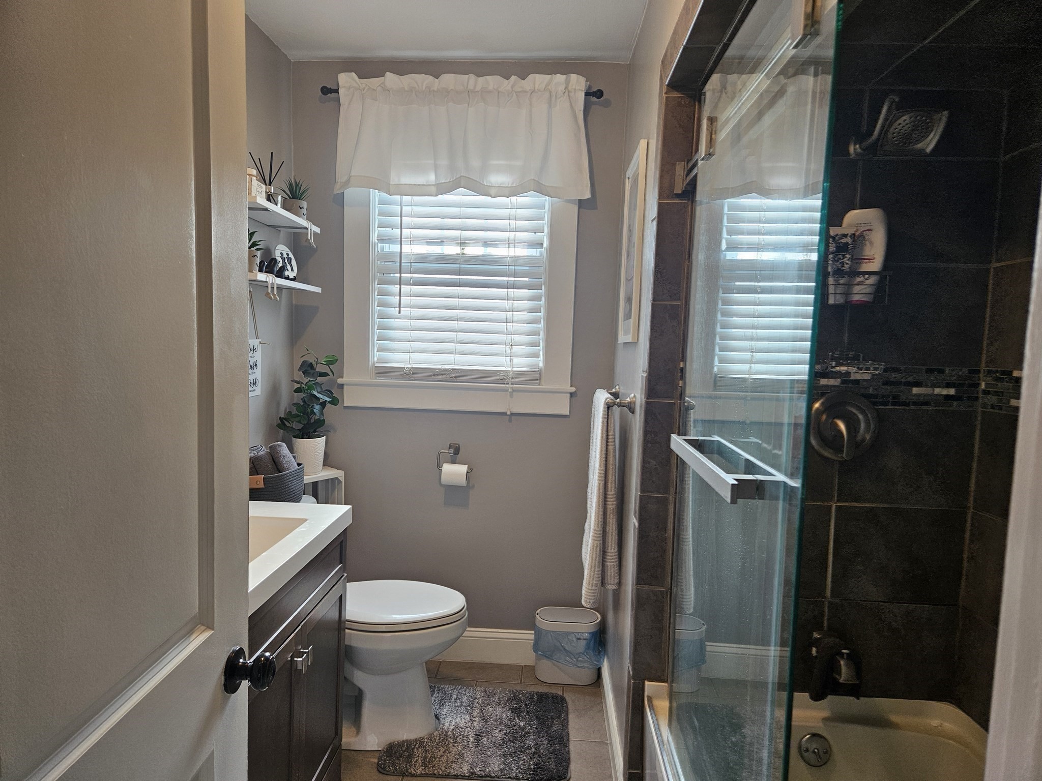 new-bedford - #73418462