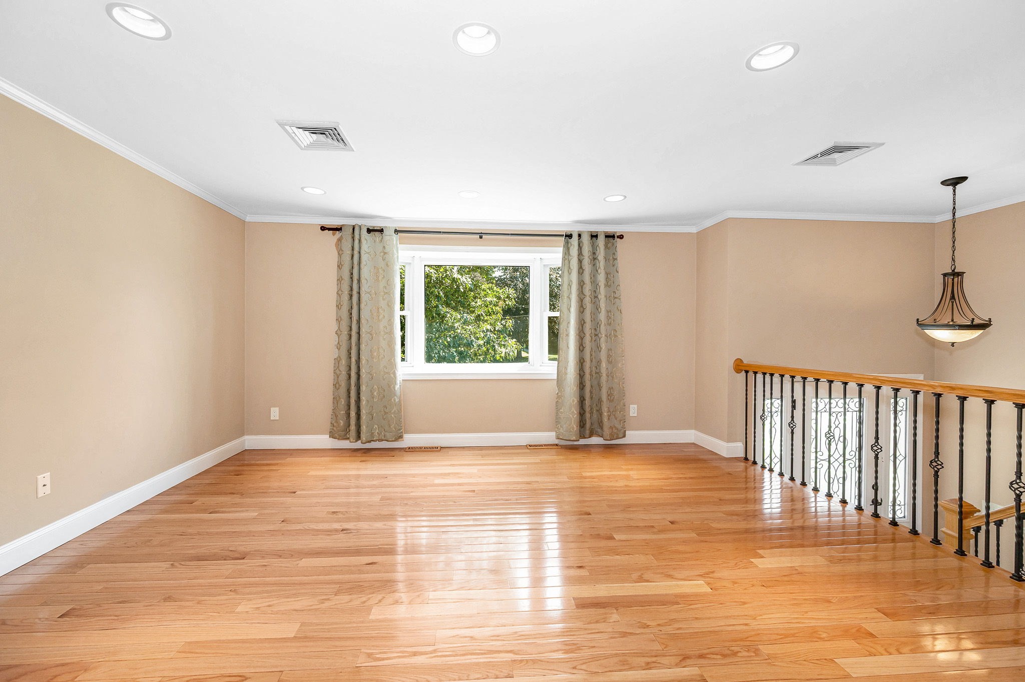 tewksbury - #73418503
