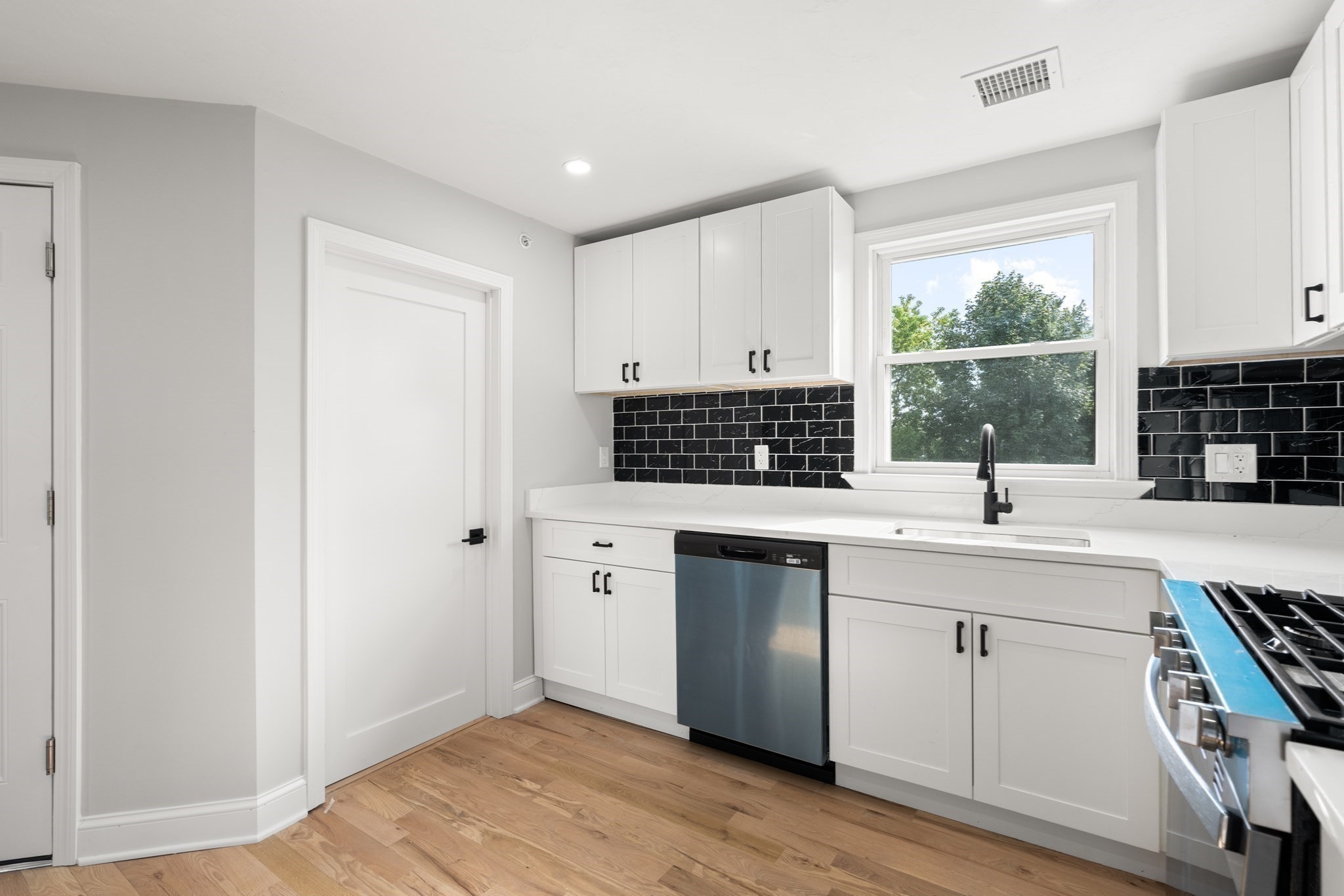 lowell - #73418507