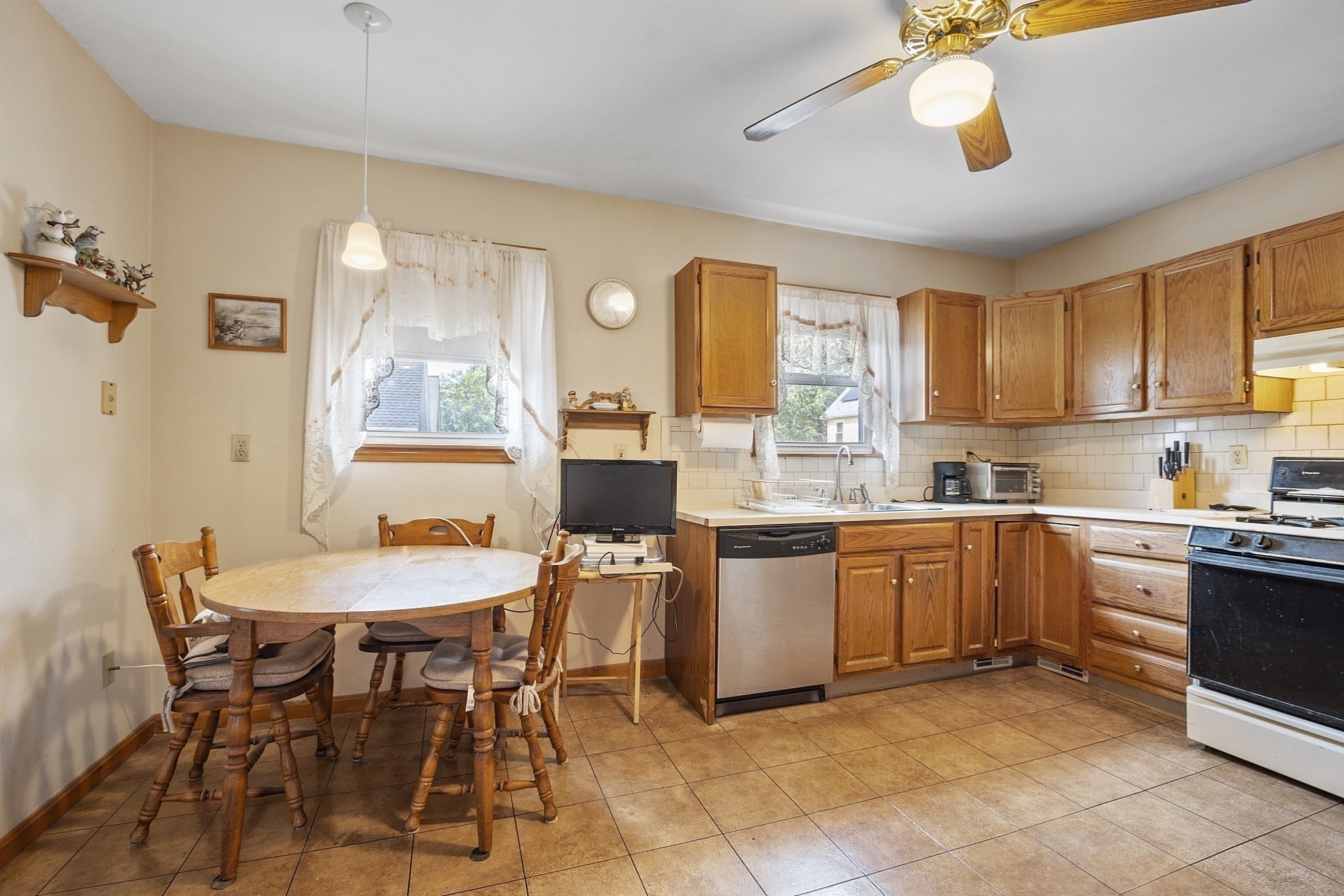 somerville - #73418545