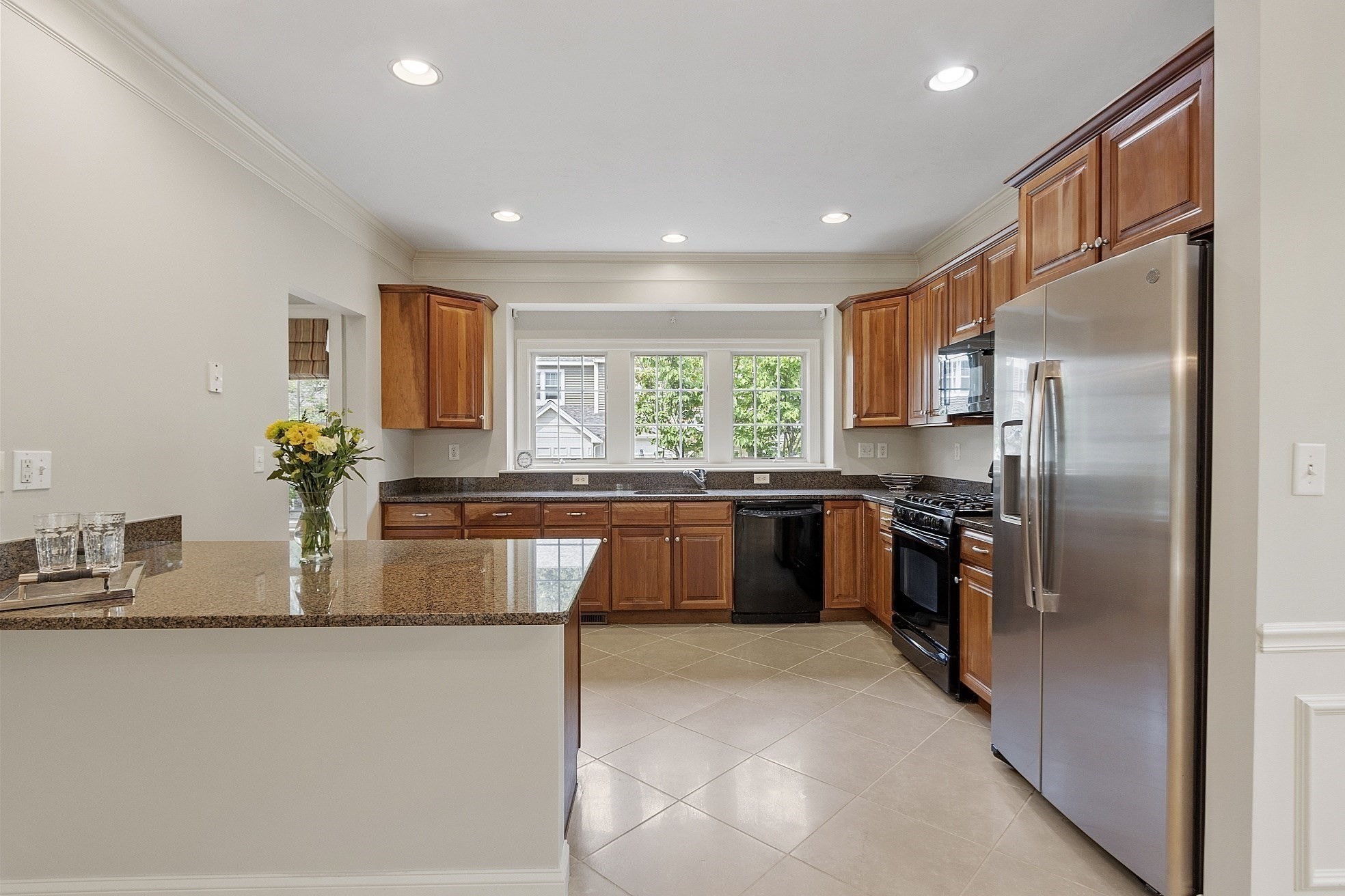 11 Cole Dr Unit 11, Hopkinton, MA 01748 - Image 8