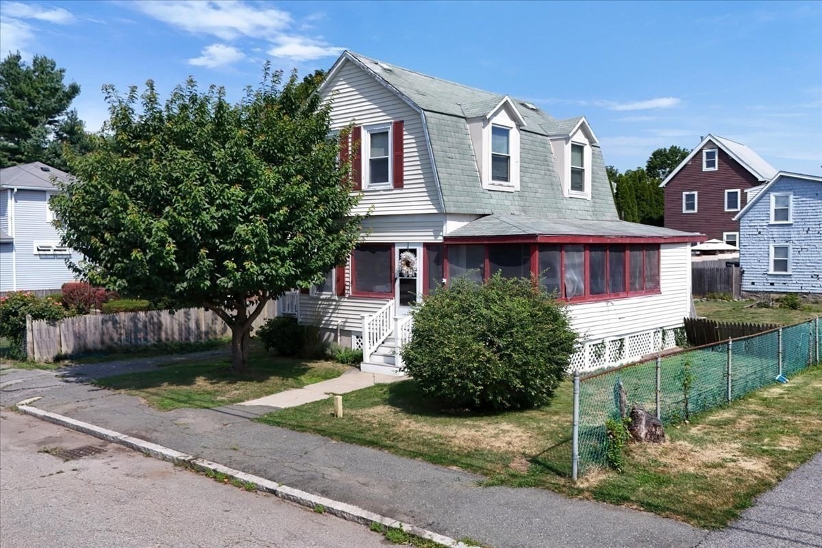 78 Turner St, Quincy, MA 02169