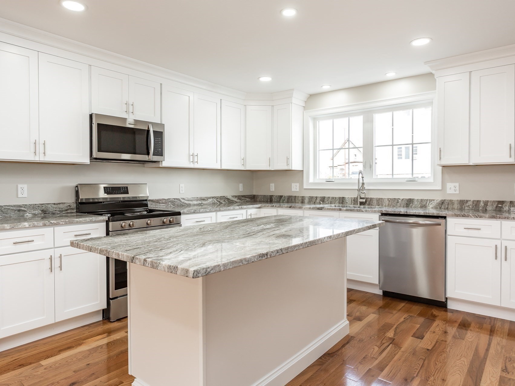 579 Summit St Unit 2, Fall River, MA 02724 - Image 2