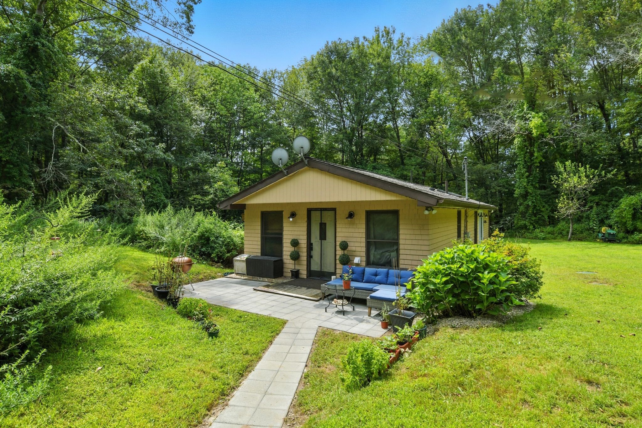 68 Stagecoach Rd, West Brookfield, MA 01585 - Image 1