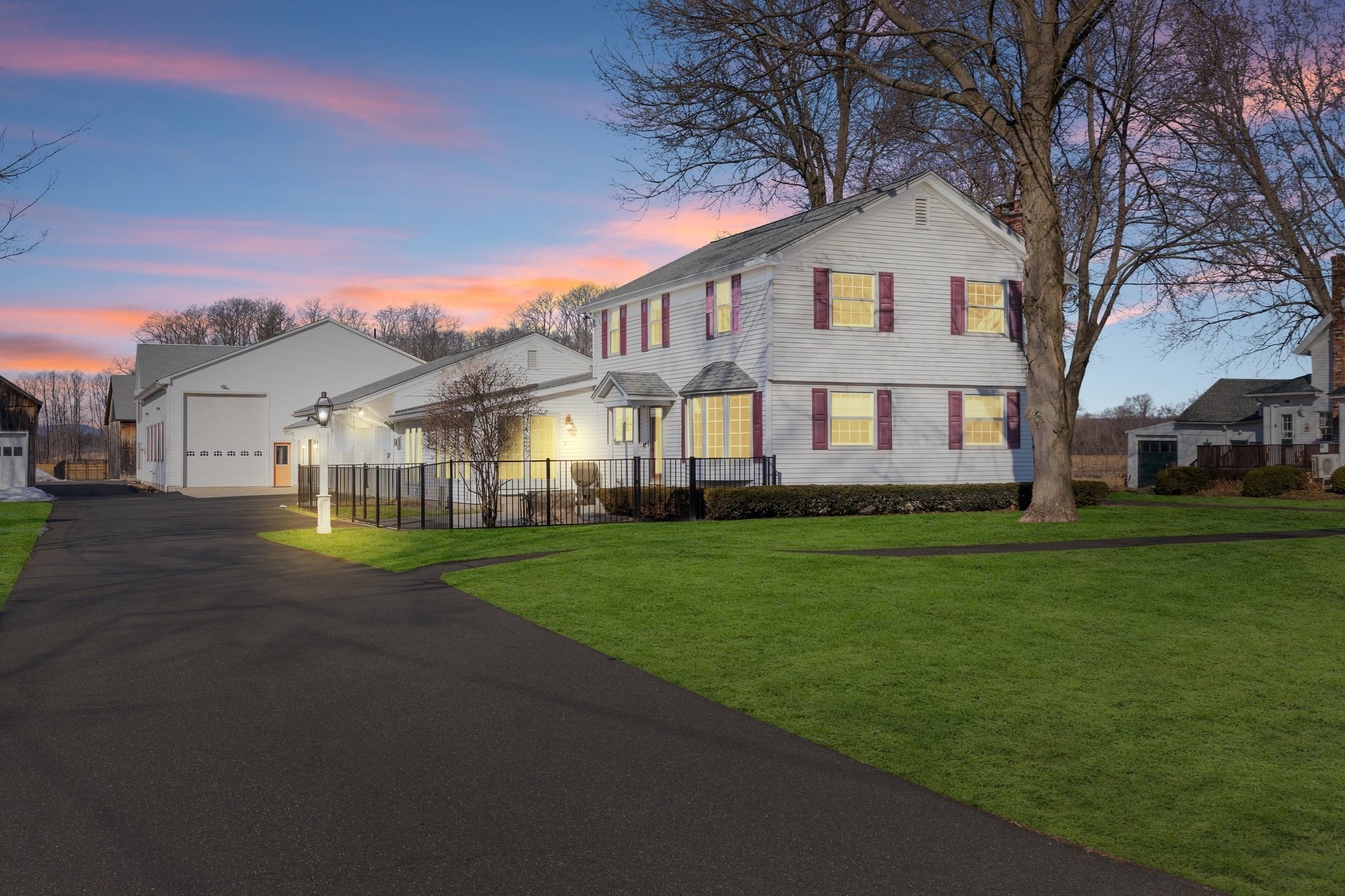 11 West St, Hadley, MA 01035 - Image 1