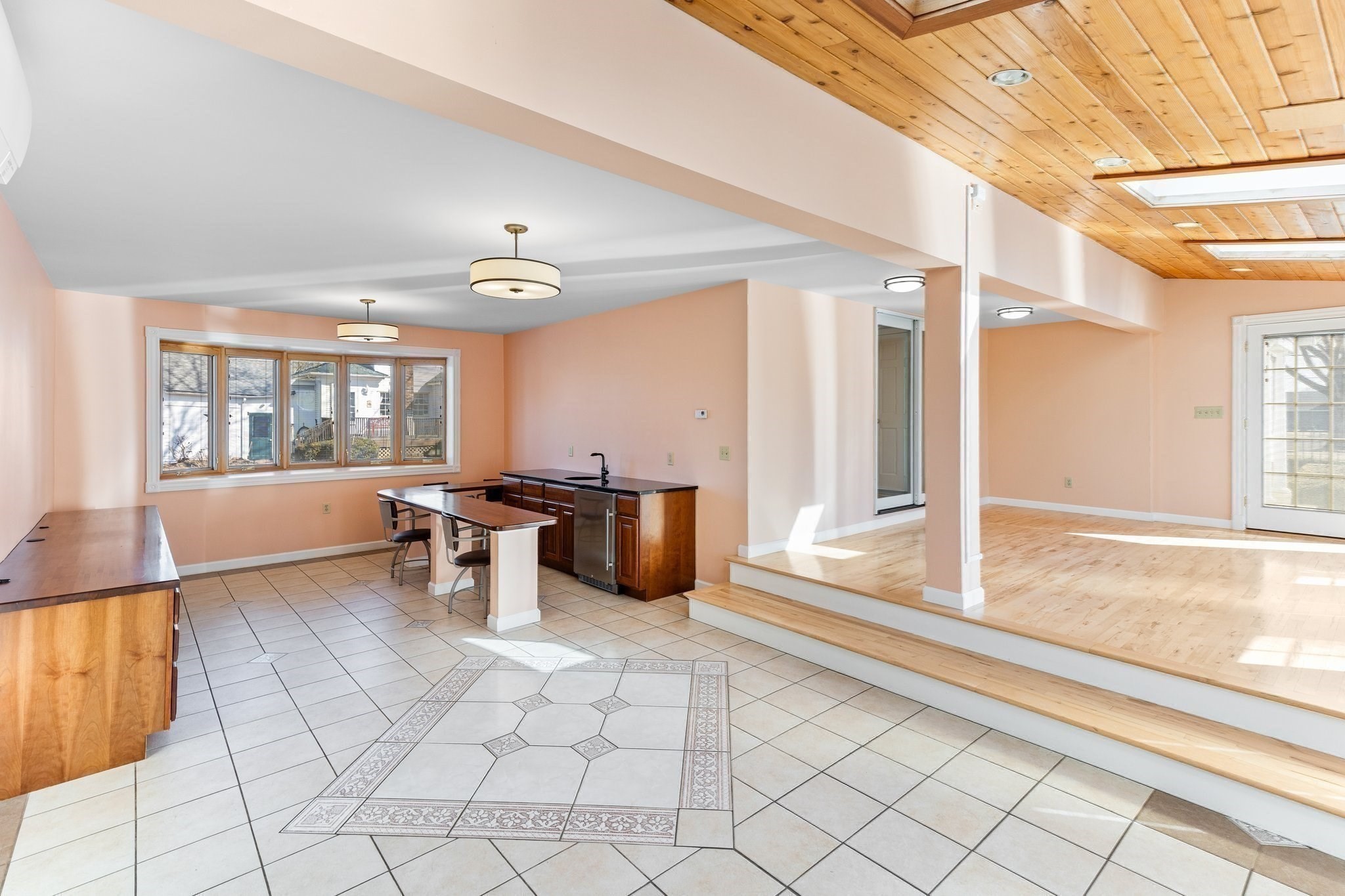 11 West St, Hadley, MA 01035 - Image 17